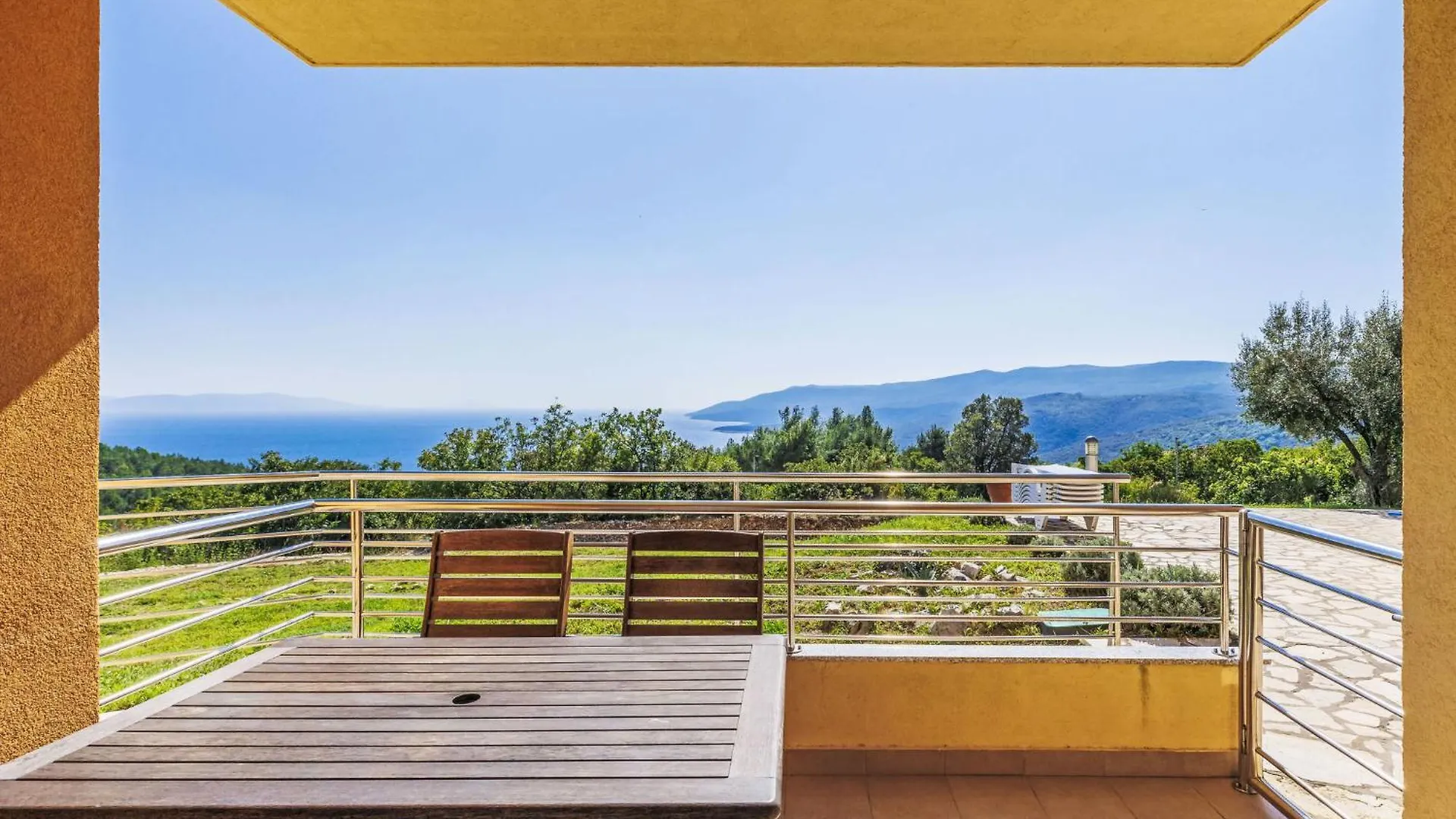 Apartment Orhideja Und Magnolia-3 By Interhome Rabac 0*,